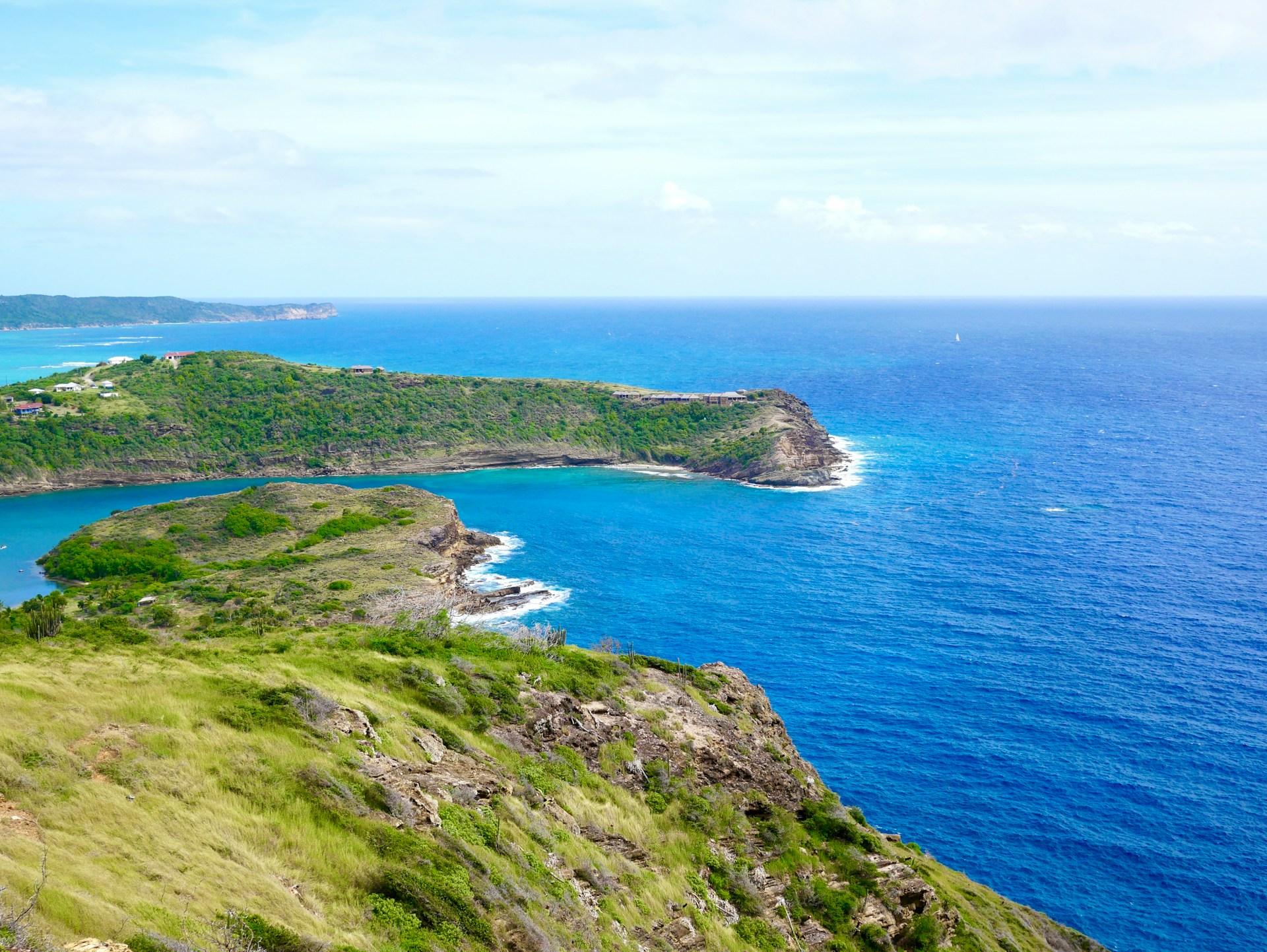 Les meilleures excursions en famille à Antigua-et-Barbuda background